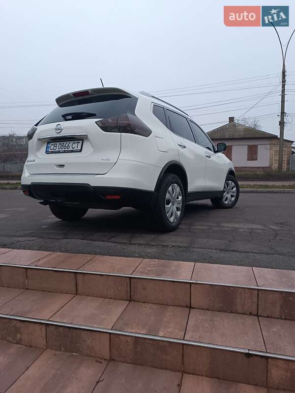 Внедорожник / Кроссовер Nissan Rogue 2016 в Прилуках