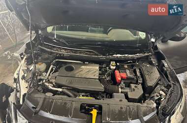 Позашляховик / Кросовер Nissan Rogue 2023 в Львові