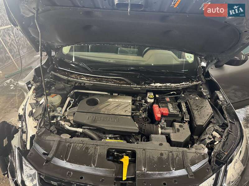 Позашляховик / Кросовер Nissan Rogue 2023 в Львові