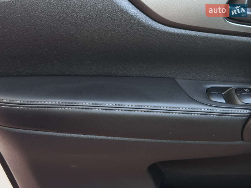 Позашляховик / Кросовер Nissan Rogue 2018 в Одесі фото 43 Позашляховик / Кросовер Nissan Rogue 2018 в Одесі