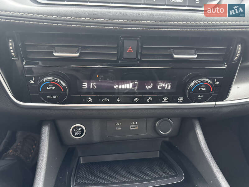 Внедорожник / Кроссовер Nissan Rogue 2021 в Измаиле