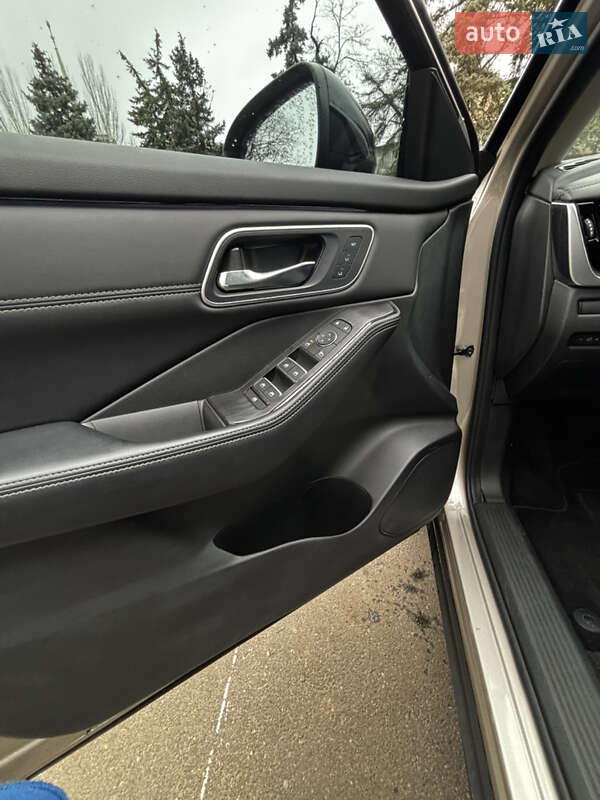 Внедорожник / Кроссовер Nissan Rogue 2024 в Николаеве фото 6 Внедорожник / Кроссовер Nissan Rogue 2024 в Николаеве