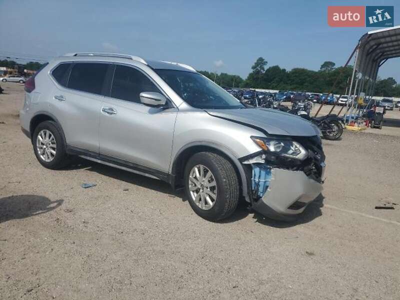 Внедорожник / Кроссовер Nissan Rogue 2019 в Львове