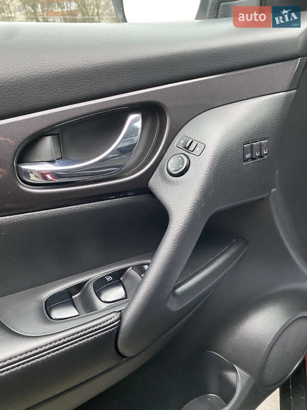 Внедорожник / Кроссовер Nissan Rogue 2018 в Белой Церкви фото 29 Внедорожник / Кроссовер Nissan Rogue 2018 в Белой Церкви