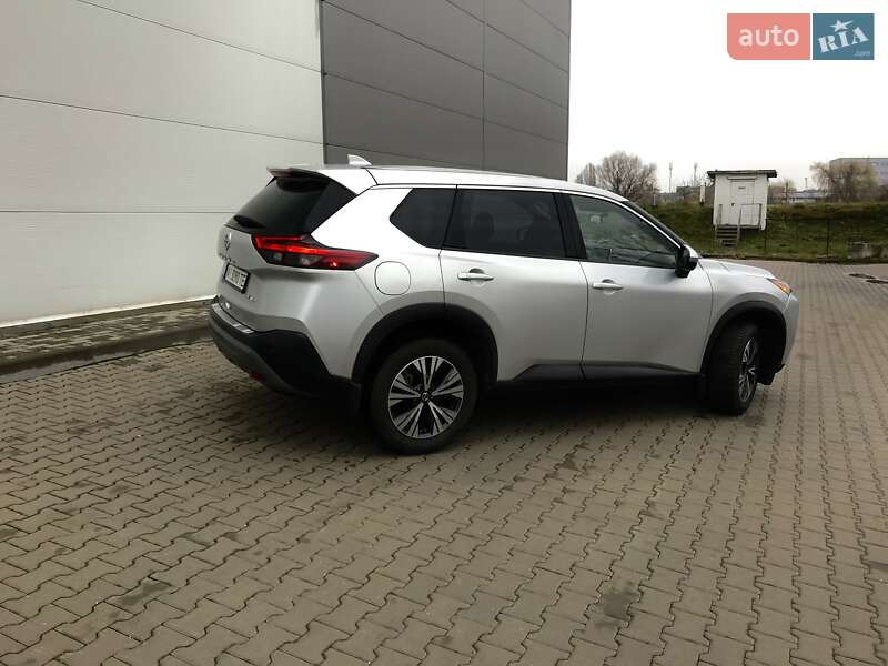 Внедорожник / Кроссовер Nissan Rogue 2020 в Киеве