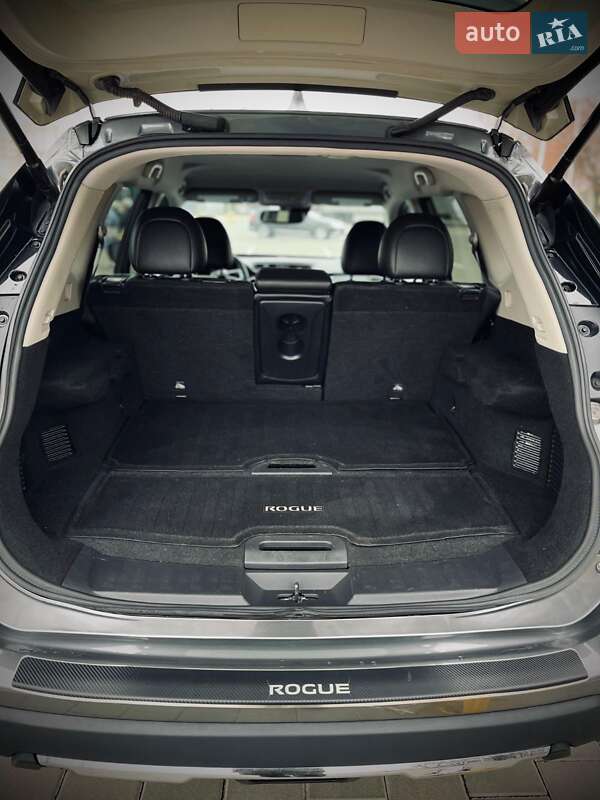 Внедорожник / Кроссовер Nissan Rogue 2018 в Одессе