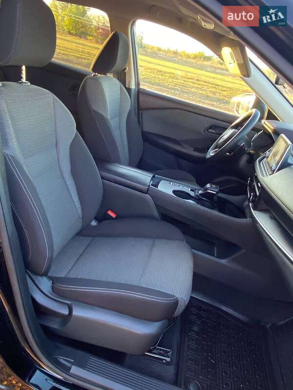 Внедорожник / Кроссовер Nissan Rogue 2021 в Полтаве