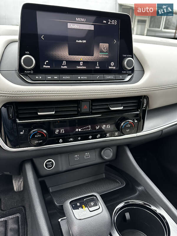 Внедорожник / Кроссовер Nissan Rogue 2022 в Луцке