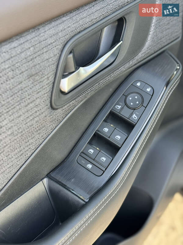 Внедорожник / Кроссовер Nissan Rogue 2021 в Львове фото 54 Внедорожник / Кроссовер Nissan Rogue 2021 в Львове