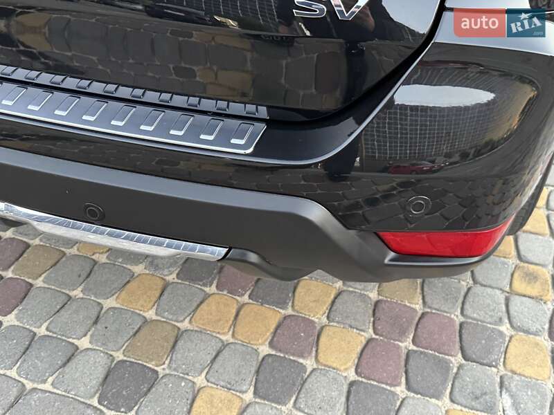 Внедорожник / Кроссовер Nissan Rogue 2020 в Луцке