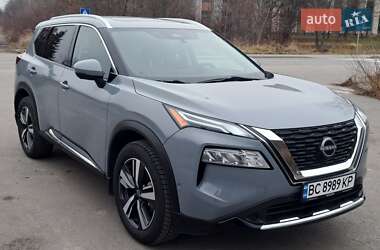 Внедорожник / Кроссовер Nissan Rogue 2023 в Львове