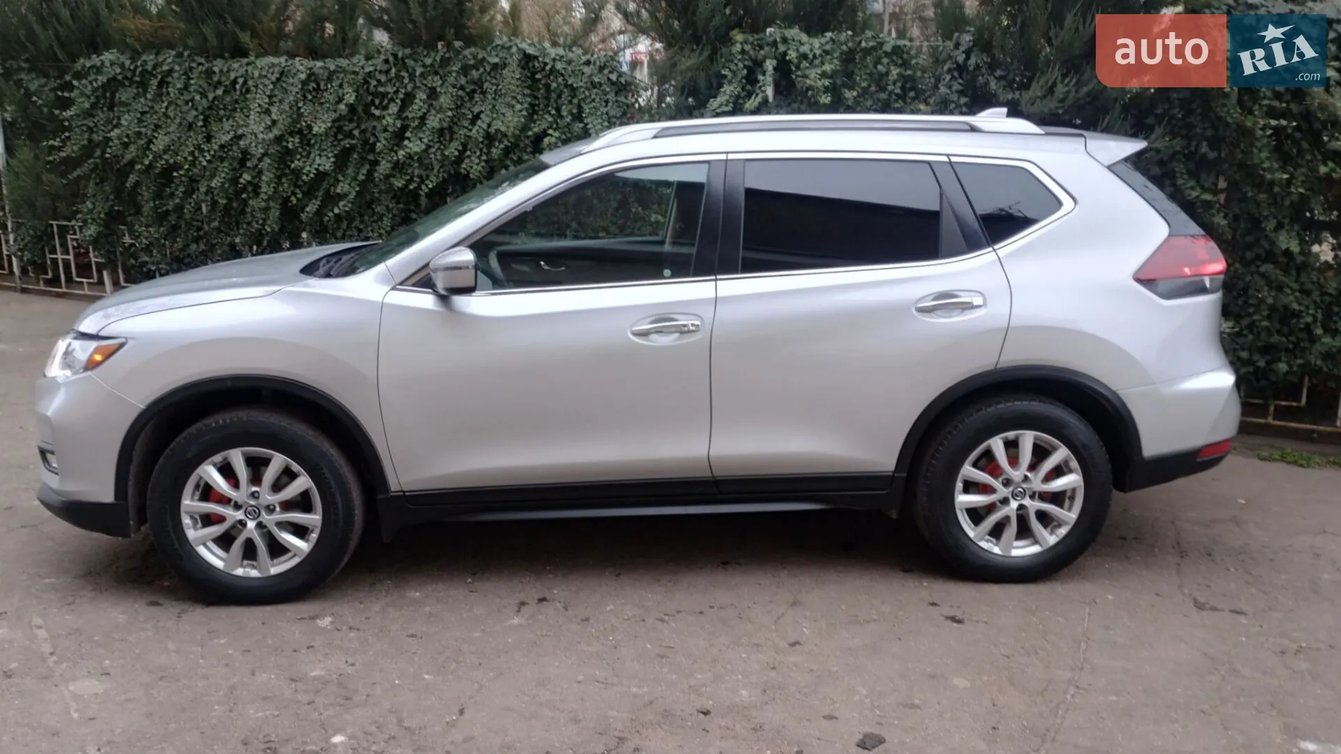 2019 Nissan Rogue - мініатюра 3