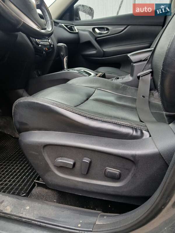 Позашляховик / Кросовер Nissan Rogue 2014 в Івано-Франківську