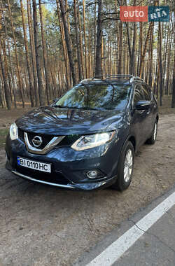 Позашляховик / Кросовер Nissan Rogue 2014 в Полтаві