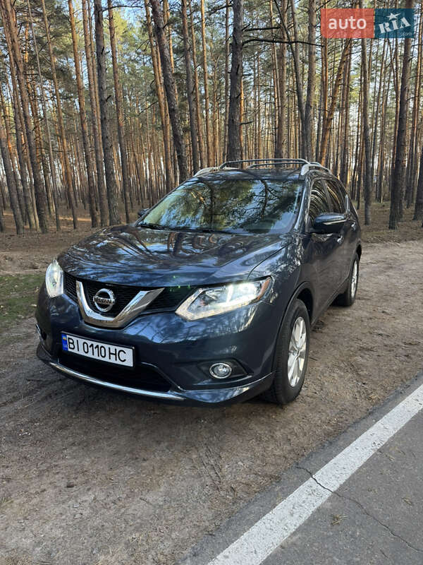 Позашляховик / Кросовер Nissan Rogue 2014 в Полтаві фото Позашляховик / Кросовер Nissan Rogue 2014 в Полтаві