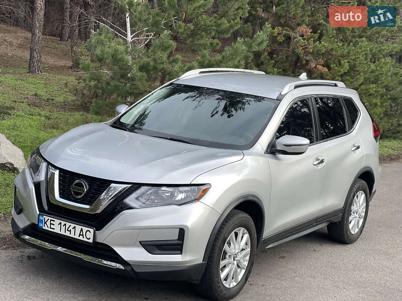 Nissan Rogue 2020