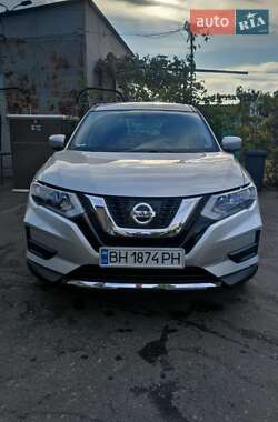Внедорожник / Кроссовер Nissan Rogue 2017 в Одессе