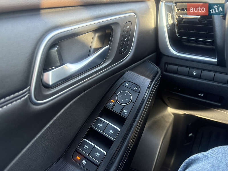 Внедорожник / Кроссовер Nissan Rogue 2020 в Львове