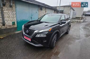 Позашляховик / Кросовер Nissan Rogue 2023 в Дніпрі