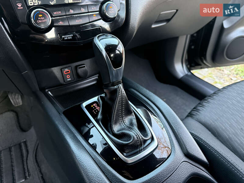 Внедорожник / Кроссовер Nissan Rogue 2017 в Дрогобыче фото 30 Внедорожник / Кроссовер Nissan Rogue 2017 в Дрогобыче