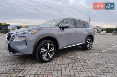 Позашляховик / Кросовер Nissan Rogue 2023 в Житомирі