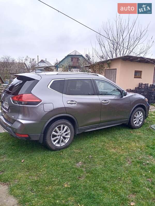 Nissan Rogue 2019