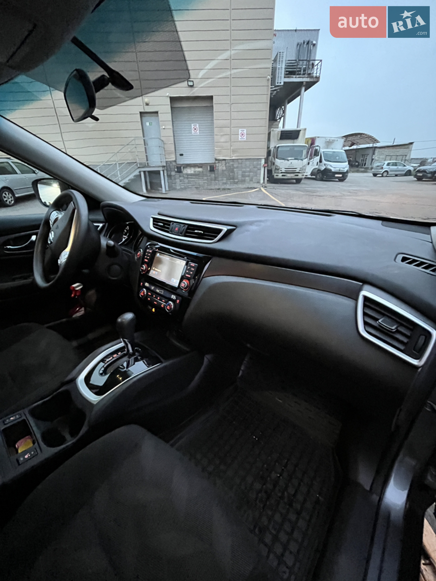 2016 Nissan Rogue - мініатюра 31