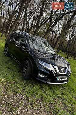 Позашляховик / Кросовер Nissan Rogue 2017 в Одесі