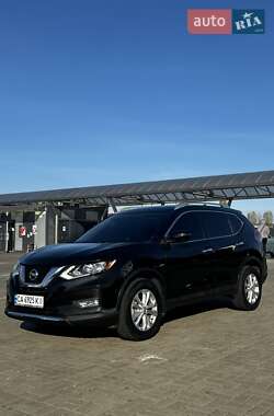 Внедорожник / Кроссовер Nissan Rogue 2016 в Черкассах