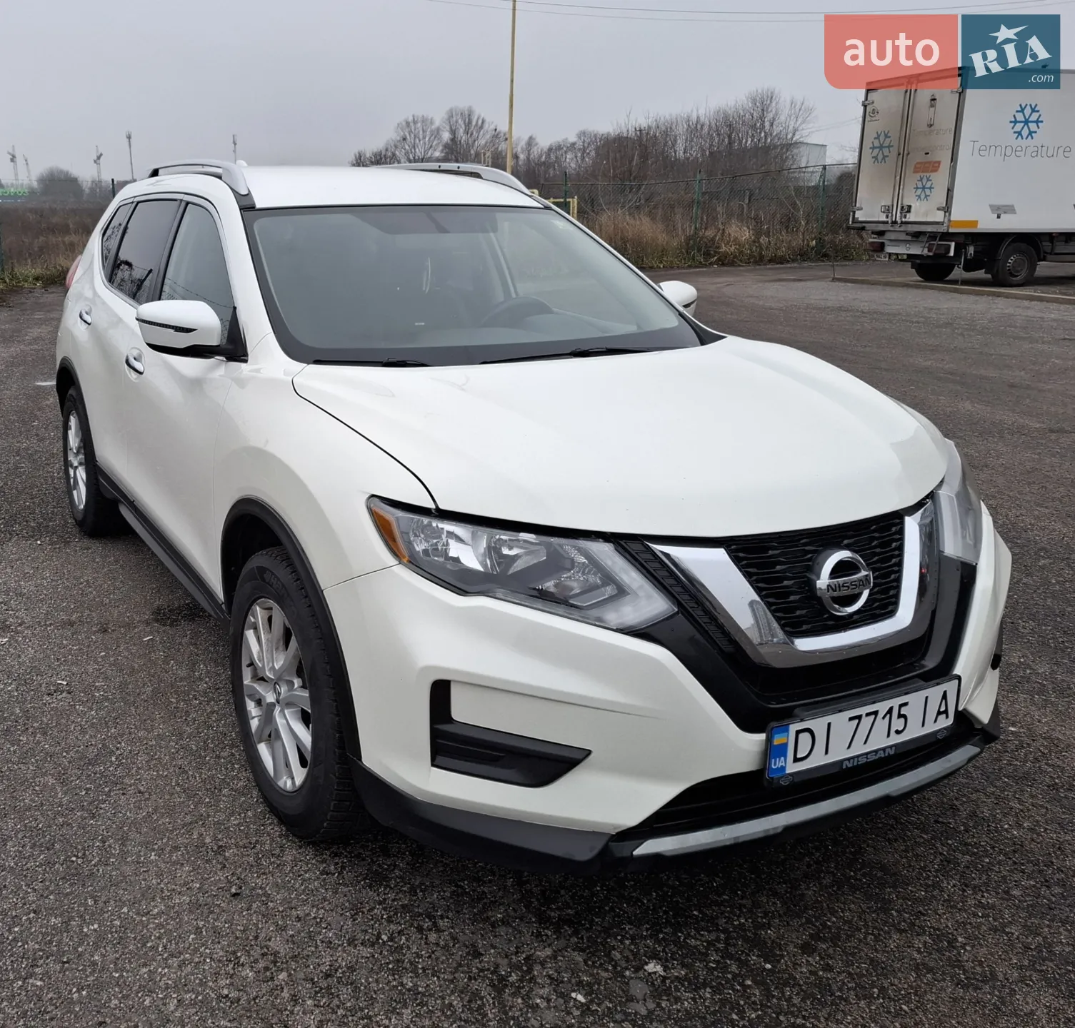 2017 Nissan Rogue - фото 1