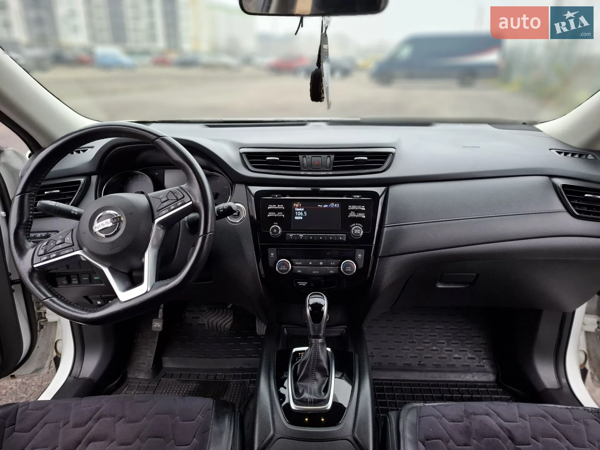 2017 Nissan Rogue - мініатюра 13