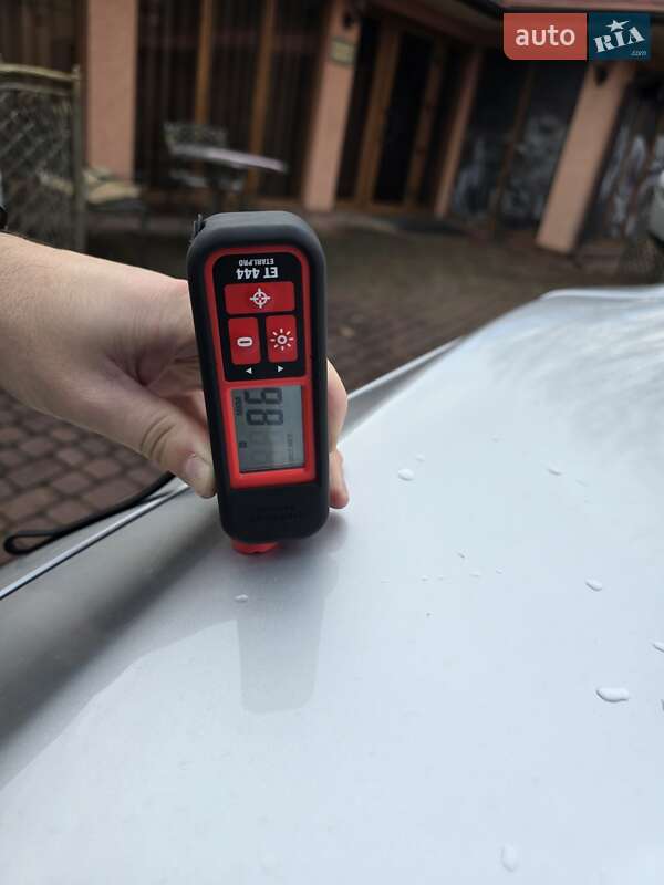 Позашляховик / Кросовер Nissan Rogue 2017 в Мукачевому