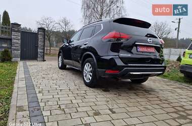 Внедорожник / Кроссовер Nissan Rogue 2017 в Ровно