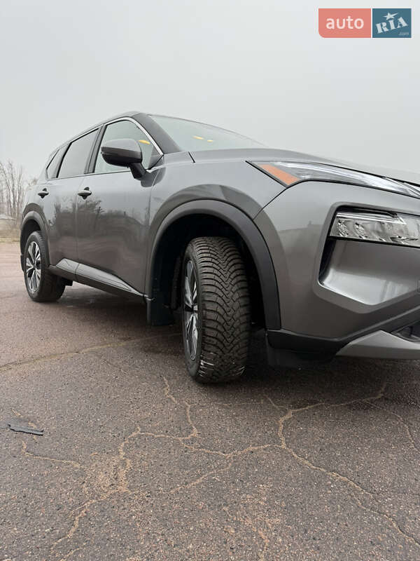 Внедорожник / Кроссовер Nissan Rogue 2022 в Каменском