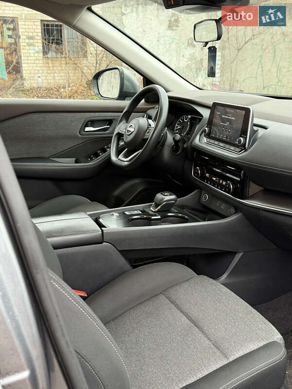 Внедорожник / Кроссовер Nissan Rogue 2022 в Каменском