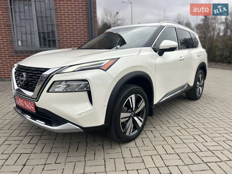 Внедорожник / Кроссовер Nissan Rogue 2022 в Львове