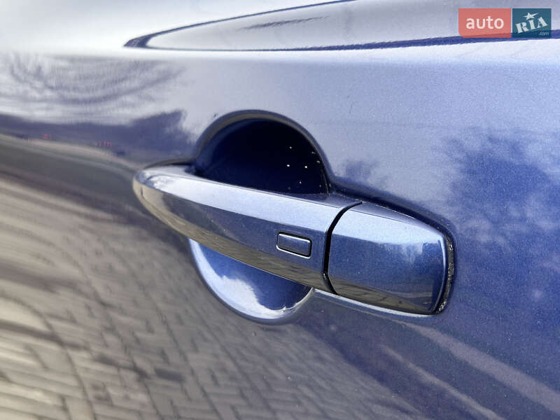 Позашляховик / Кросовер Nissan Rogue 2021 в Запоріжжі