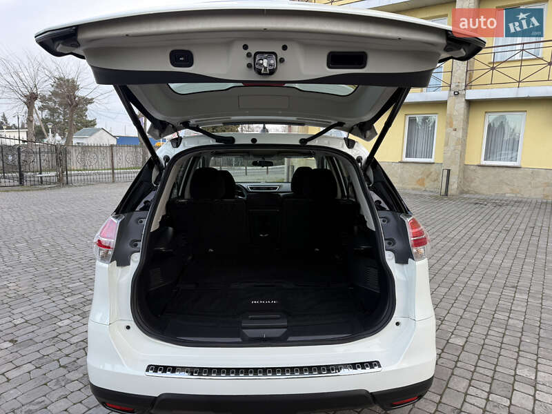 Позашляховик / Кросовер Nissan Rogue 2016 в Львові фото 45 Позашляховик / Кросовер Nissan Rogue 2016 в Львові