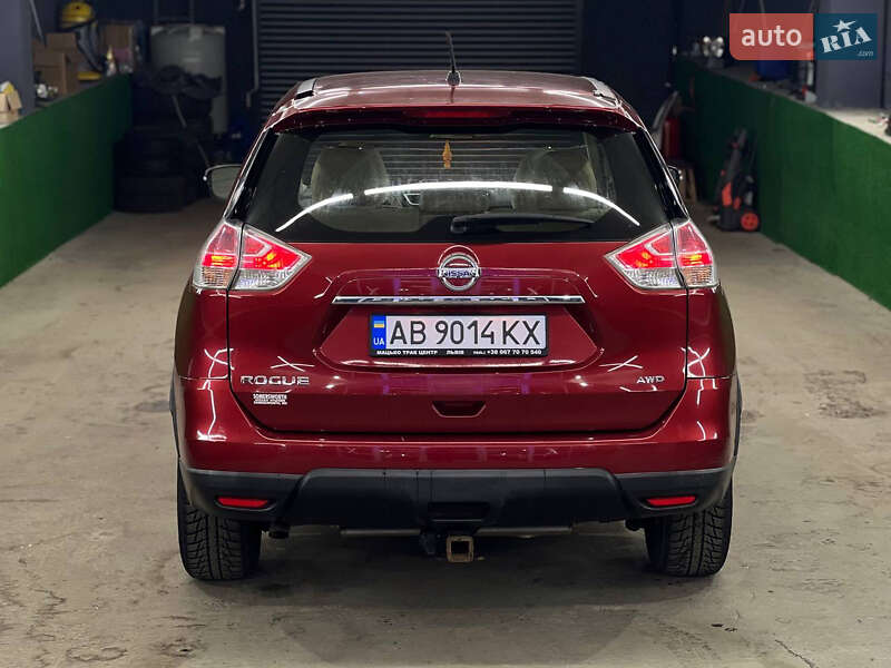 Позашляховик / Кросовер Nissan Rogue 2014 в Києві