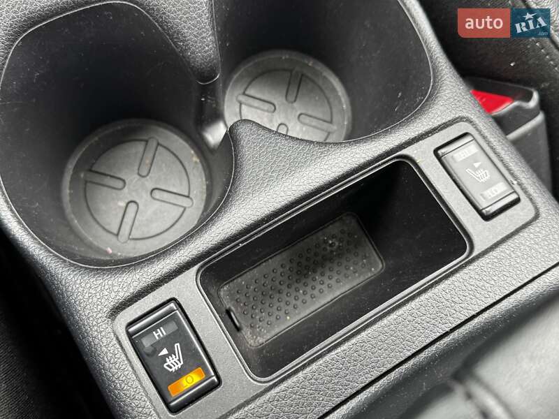 Внедорожник / Кроссовер Nissan Rogue 2018 в Киеве