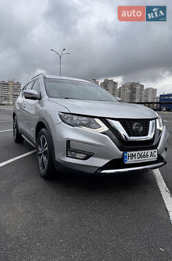 Внедорожник / Кроссовер Nissan Rogue 2019 в Киеве