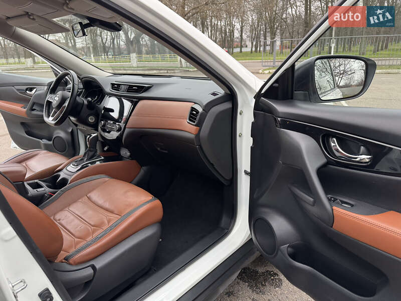 Позашляховик / Кросовер Nissan Rogue 2019 в Ізмаїлі