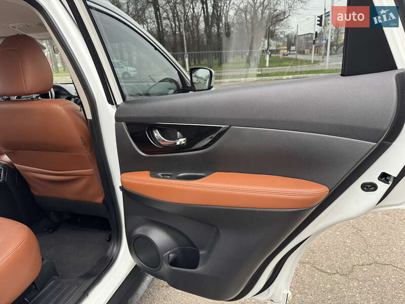 Позашляховик / Кросовер Nissan Rogue 2019 в Ізмаїлі