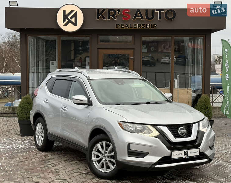 Внедорожник / Кроссовер Nissan Rogue 2018 в Харькове