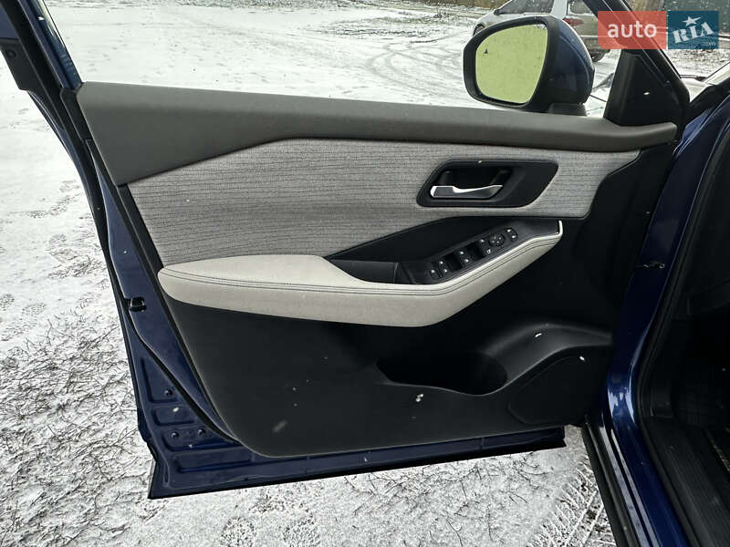 Внедорожник / Кроссовер Nissan Rogue 2021 в Лубнах