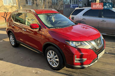 Позашляховик / Кросовер Nissan Rogue 2017 в Житомирі