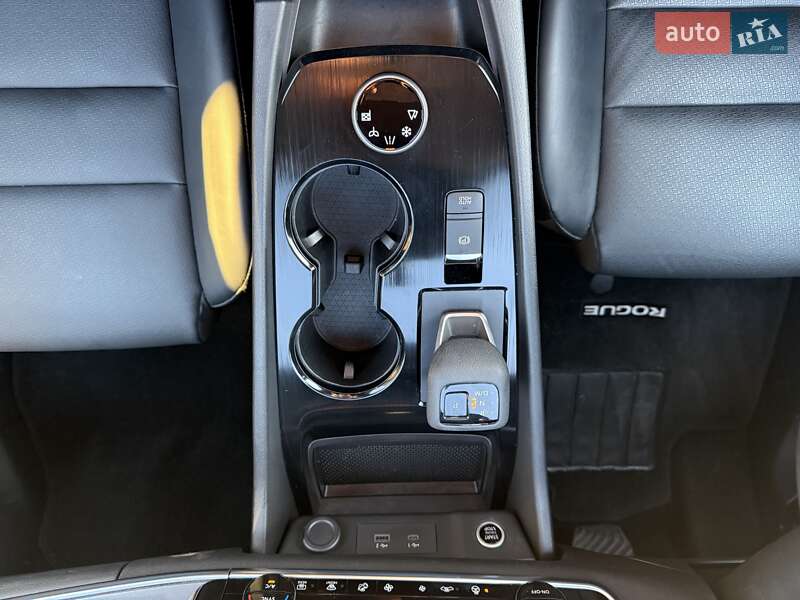 Позашляховик / Кросовер Nissan Rogue 2020 в Києві