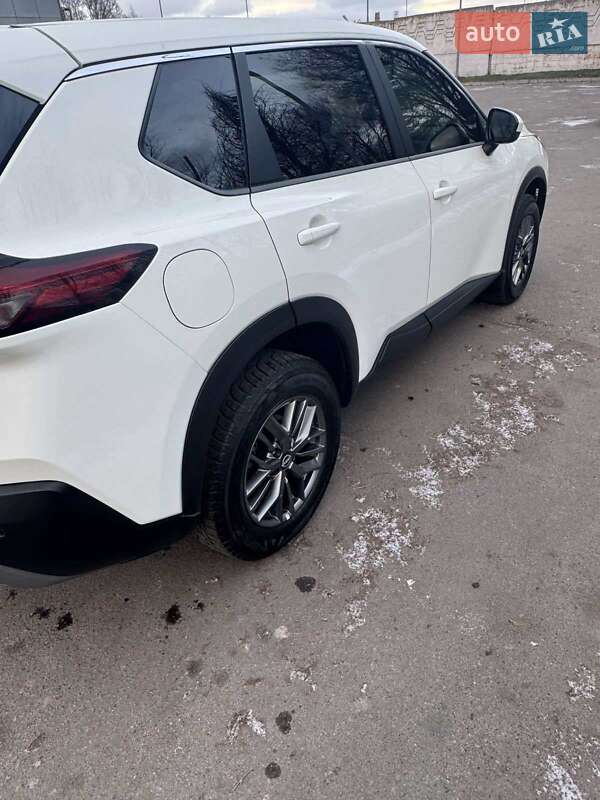 Внедорожник / Кроссовер Nissan Rogue 2022 в Днепре