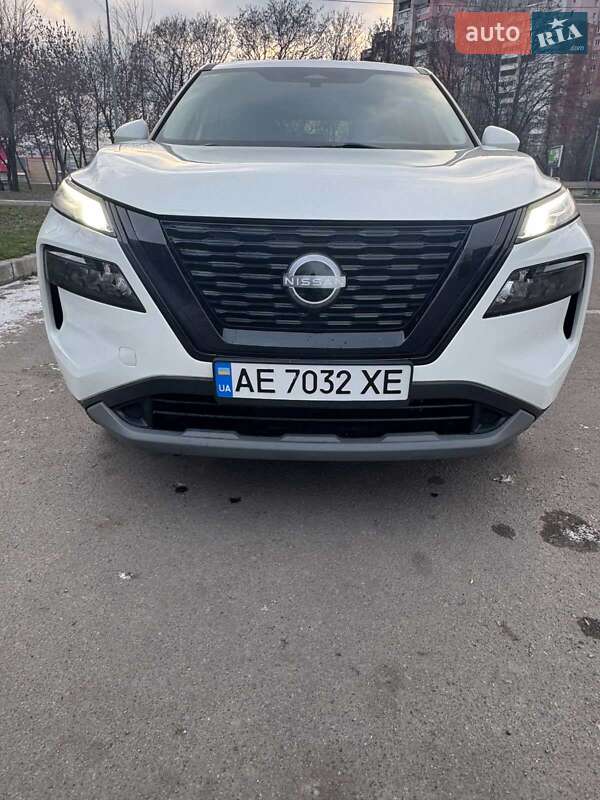 Внедорожник / Кроссовер Nissan Rogue 2022 в Днепре