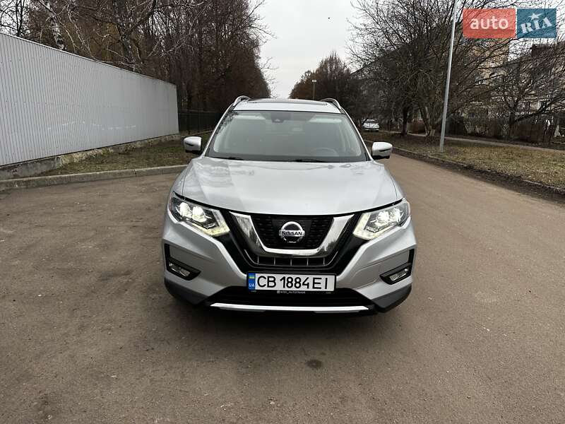 Внедорожник / Кроссовер Nissan Rogue 2017 в Броварах